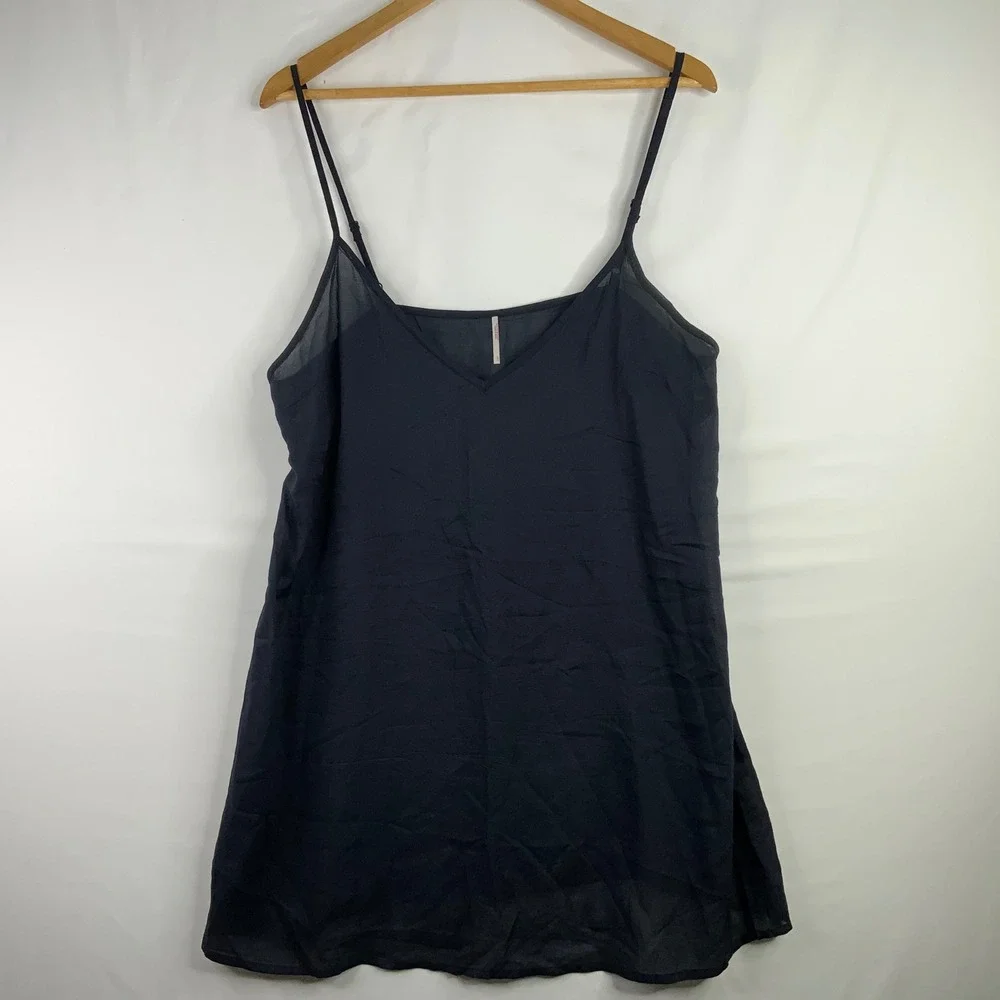 Free People Intimately Black V-Neck Camisole Adjustable Straps Size L OB401564